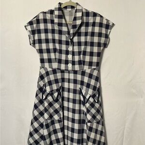 Chic Black and White Plaid Midi Dress